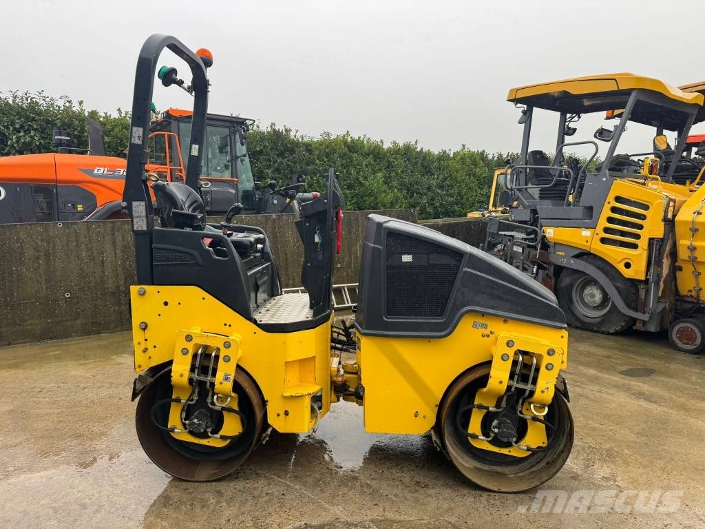Bomag BW 120 AD-5 Valjci sa duplim bubnjem