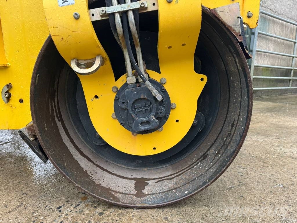 Bomag BW 120 AD-5 Valjci sa duplim bubnjem