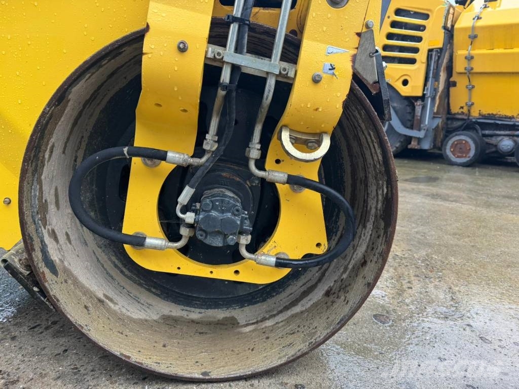 Bomag BW 120 AD-5 Valjci sa duplim bubnjem
