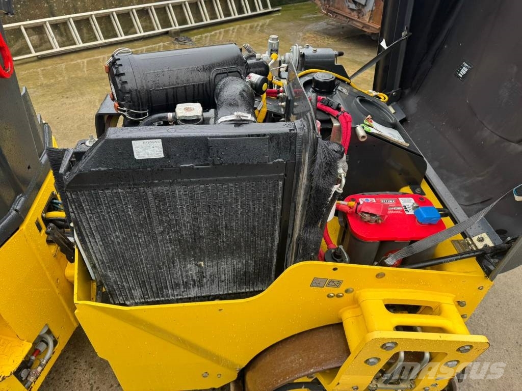 Bomag BW 120 AD-5 Valjci sa duplim bubnjem