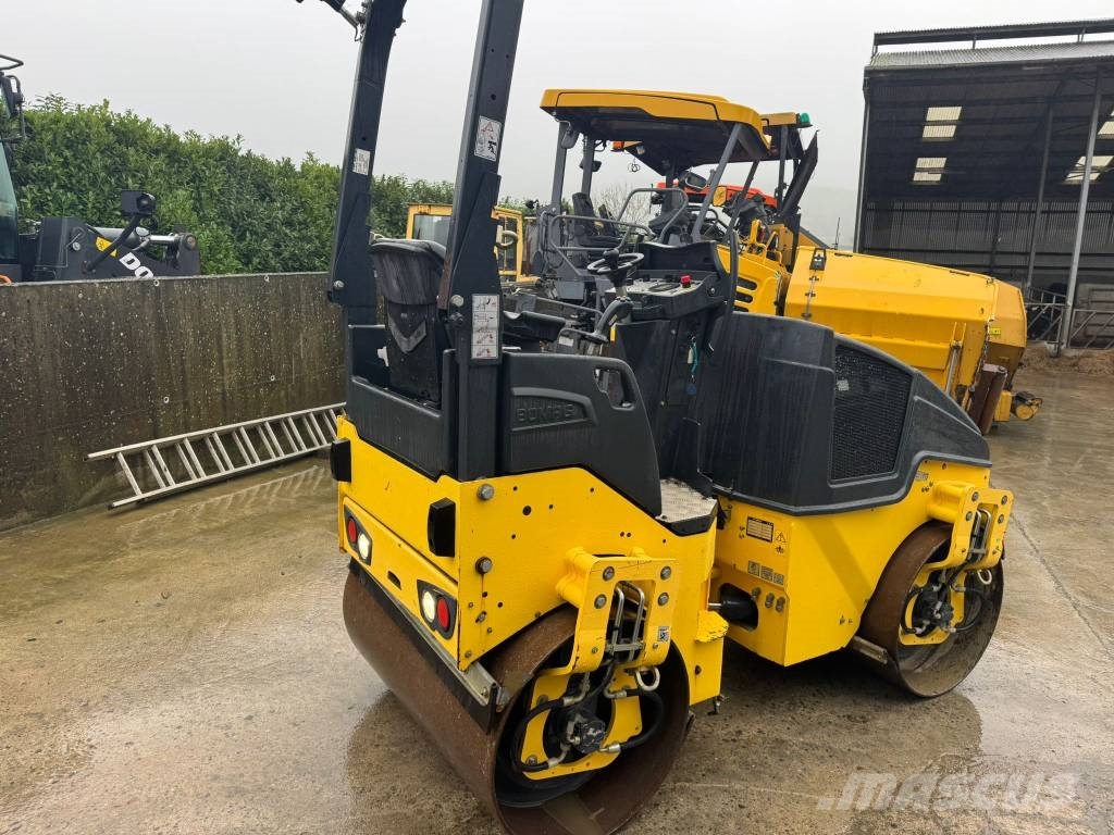 Bomag BW 120 AD-5 Valjci sa duplim bubnjem