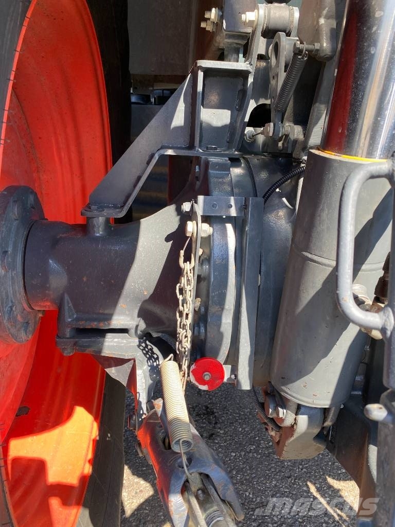 Kubota M7151/Premium-Powershift A REPARER Traktory
