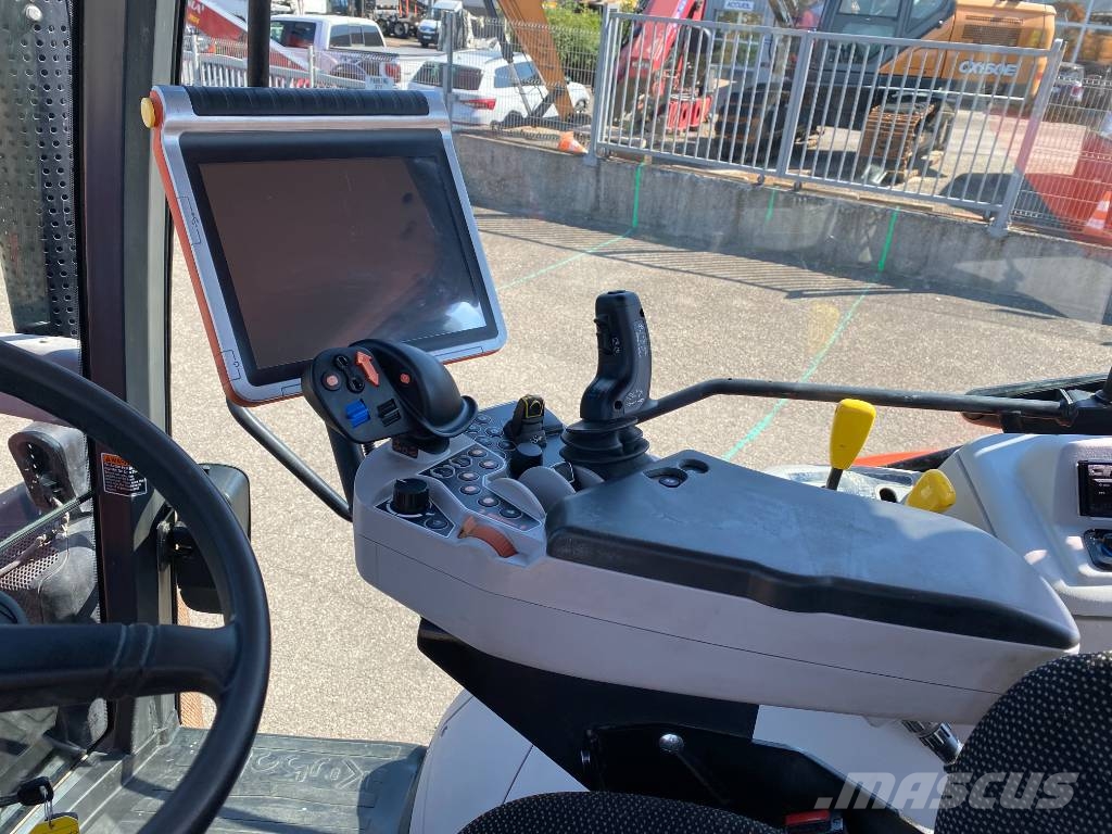 Kubota M7151/Premium-Powershift A REPARER Traktory