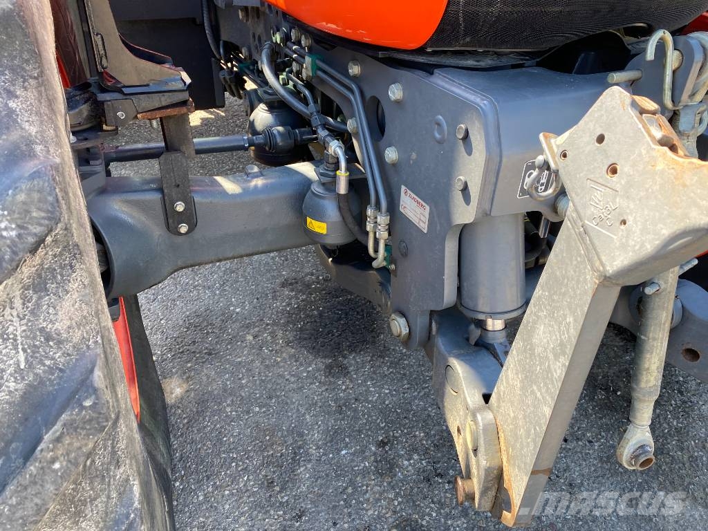 Kubota M7151/Premium-Powershift A REPARER Traktory