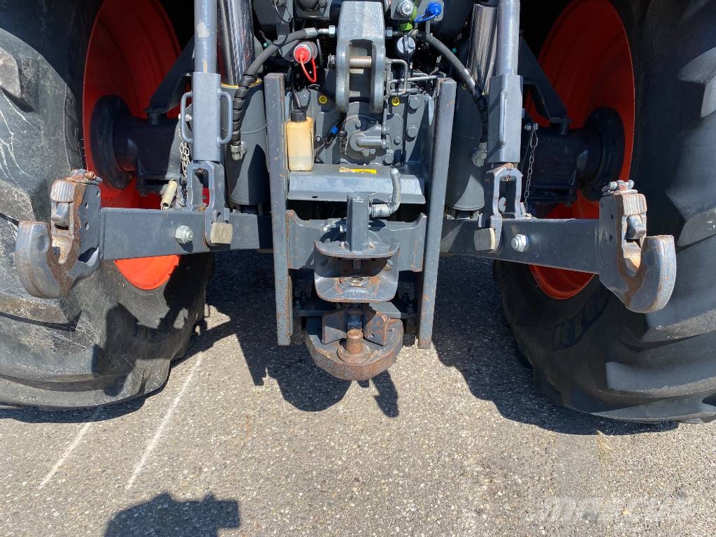 Kubota M7151/Premium-Powershift A REPARER Traktory