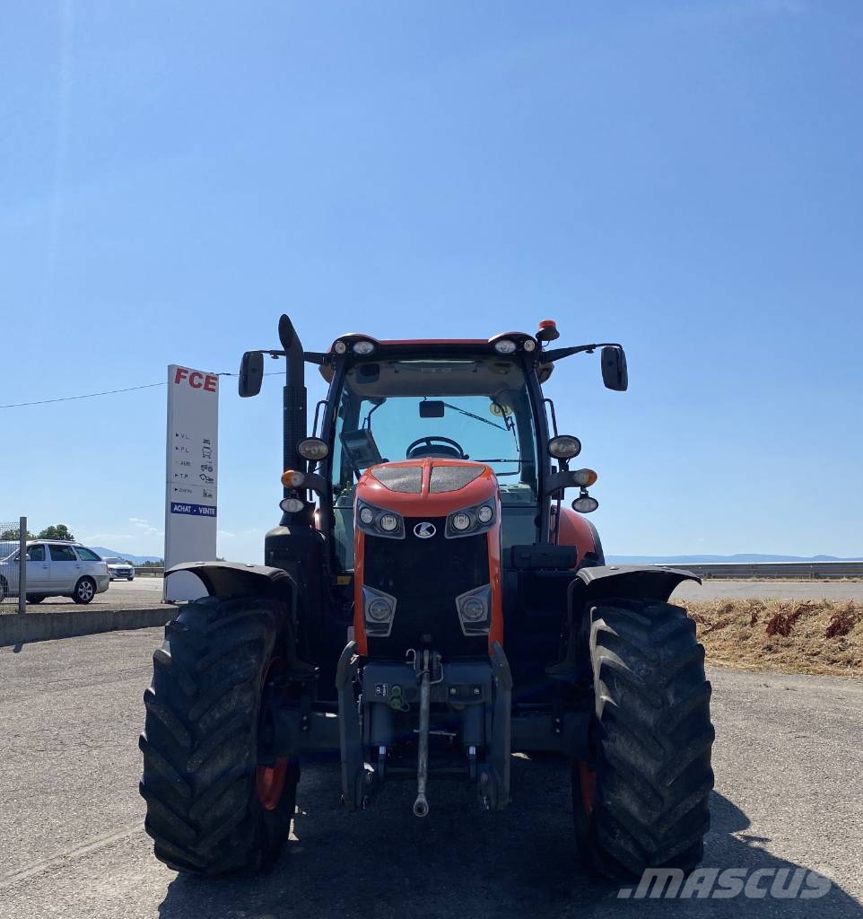 Kubota M7151/Premium-Powershift A REPARER Traktory