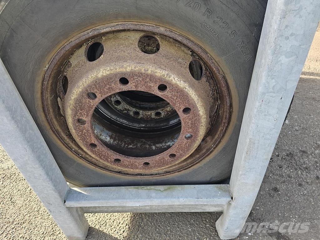 Goodyear 315/70 R 22.5 Rehvid, rattad ja veljed