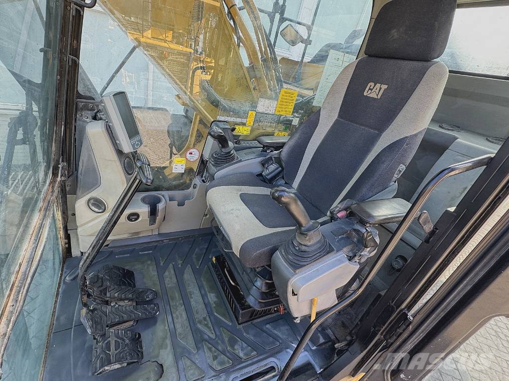 CAT 329 EL Roomikekskavaatorid