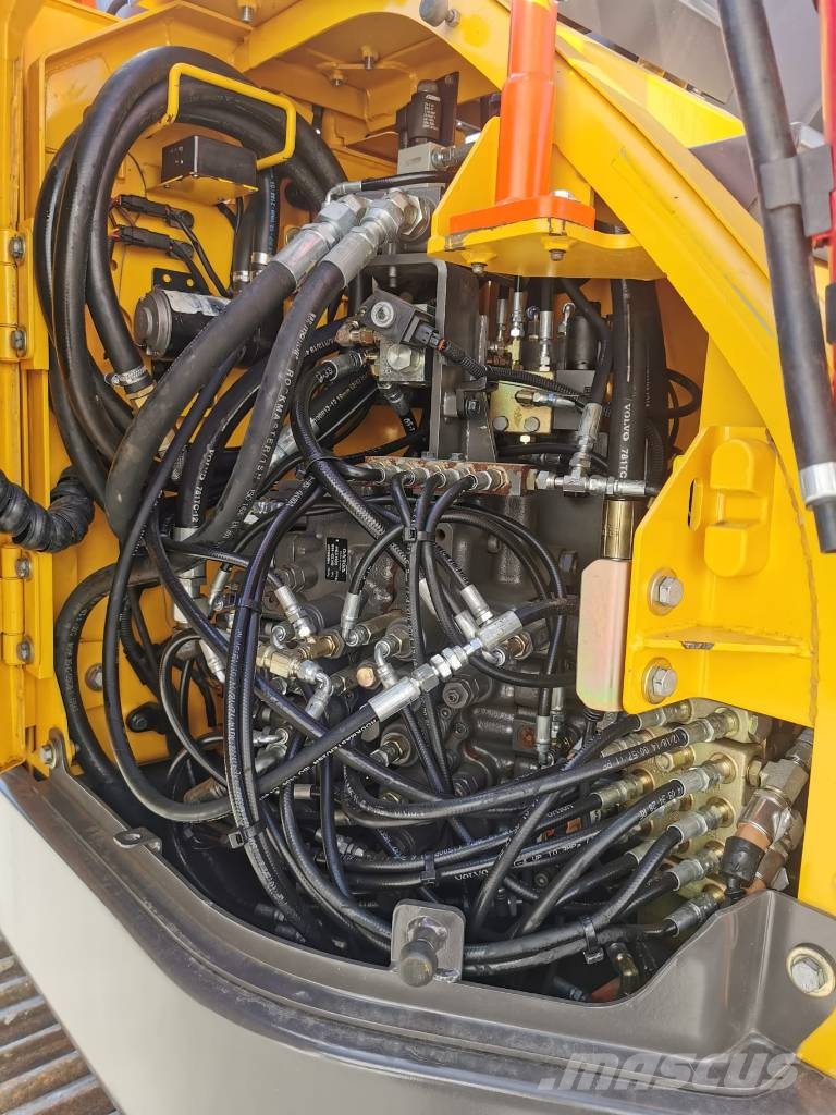 Volvo ECR 145 DL Bageri gusjeničari