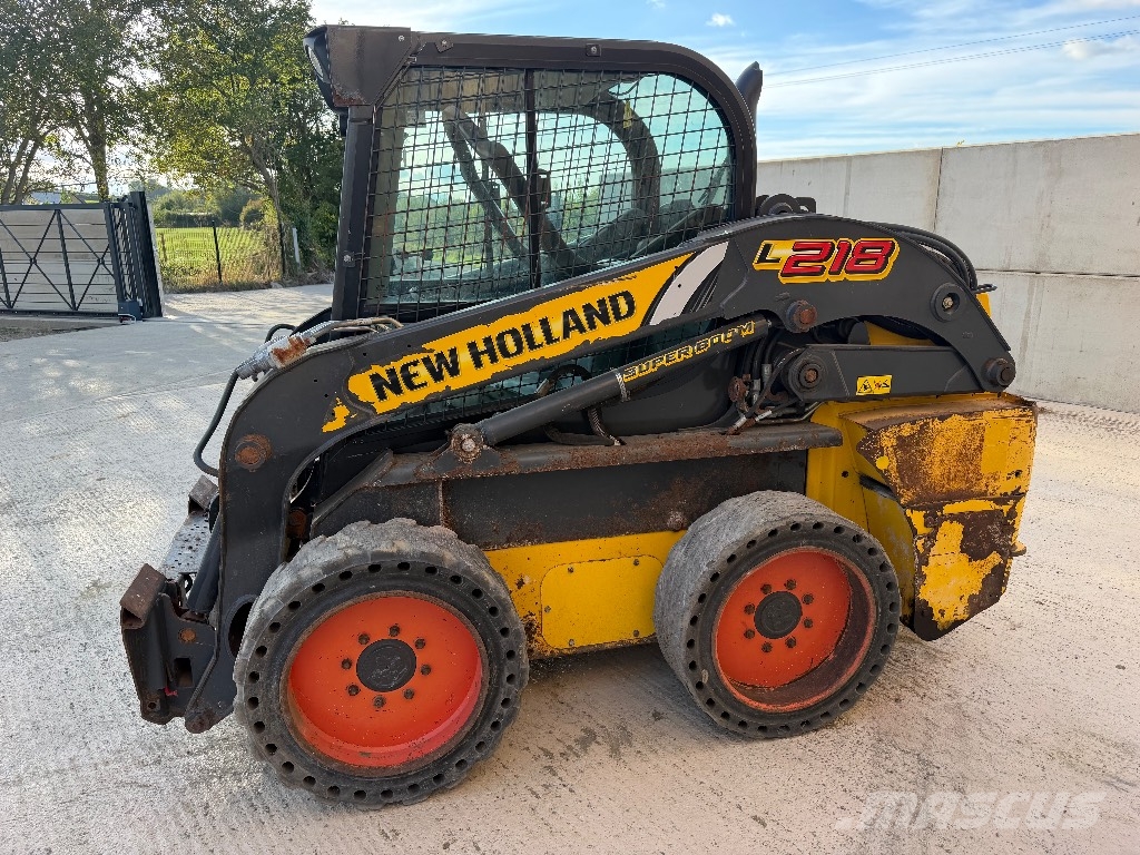 New Holland L 218 Minilæsser - skridstyret