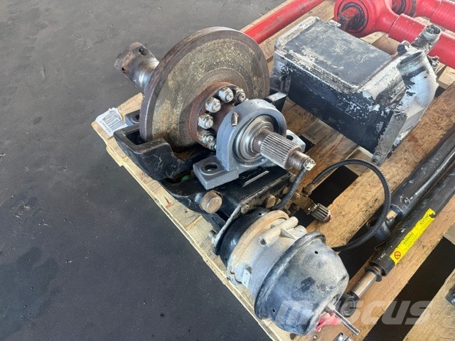 Astra ADT 30 C USED PARTS COMPLET الشاسيه والتعليق