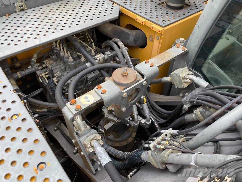 Volvo EC380EL | German machine حفارات زحافة