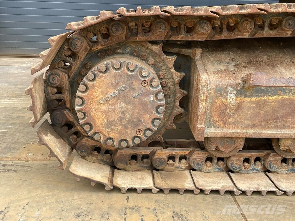Volvo EC380EL | German machine حفارات زحافة