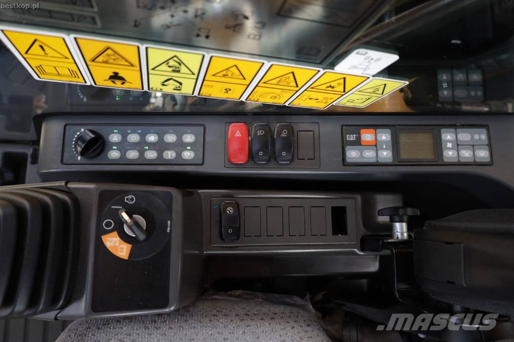 CAT M317F Wielgraafmachines