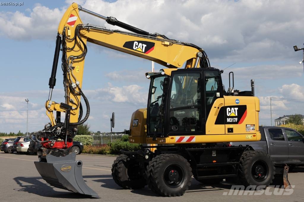 CAT M317F Wielgraafmachines
