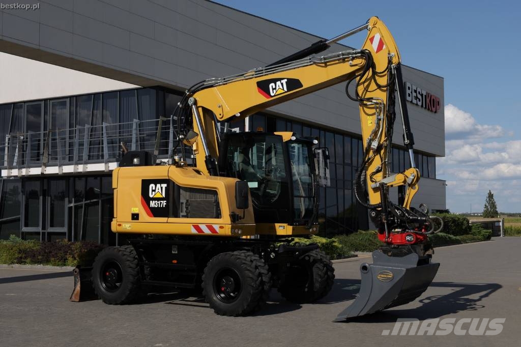 CAT M317F Wielgraafmachines
