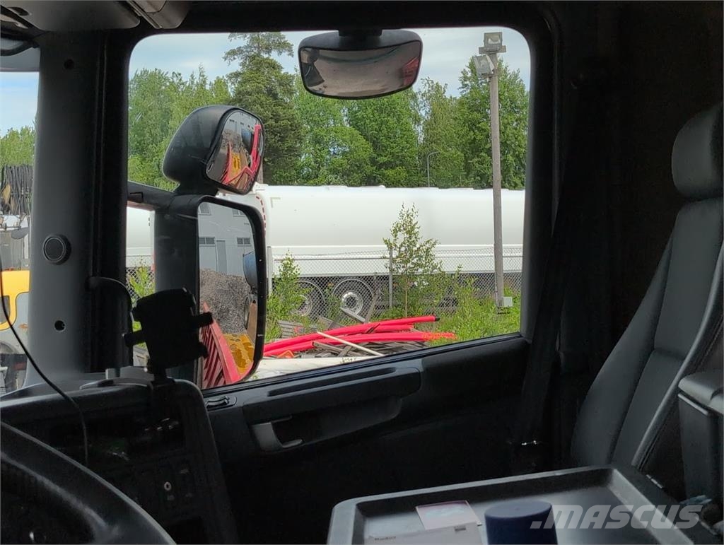 Scania P360 Vaihtolava-autot
