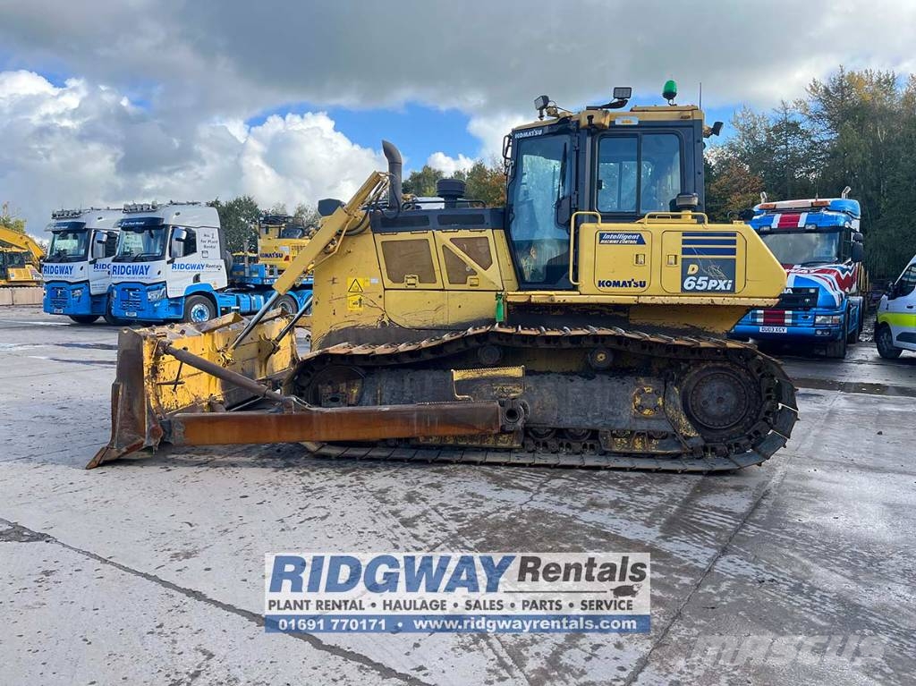 Komatsu D 65 PXi Crawler dozers