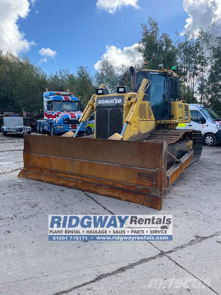 Komatsu D 65 PXi Crawler dozers
