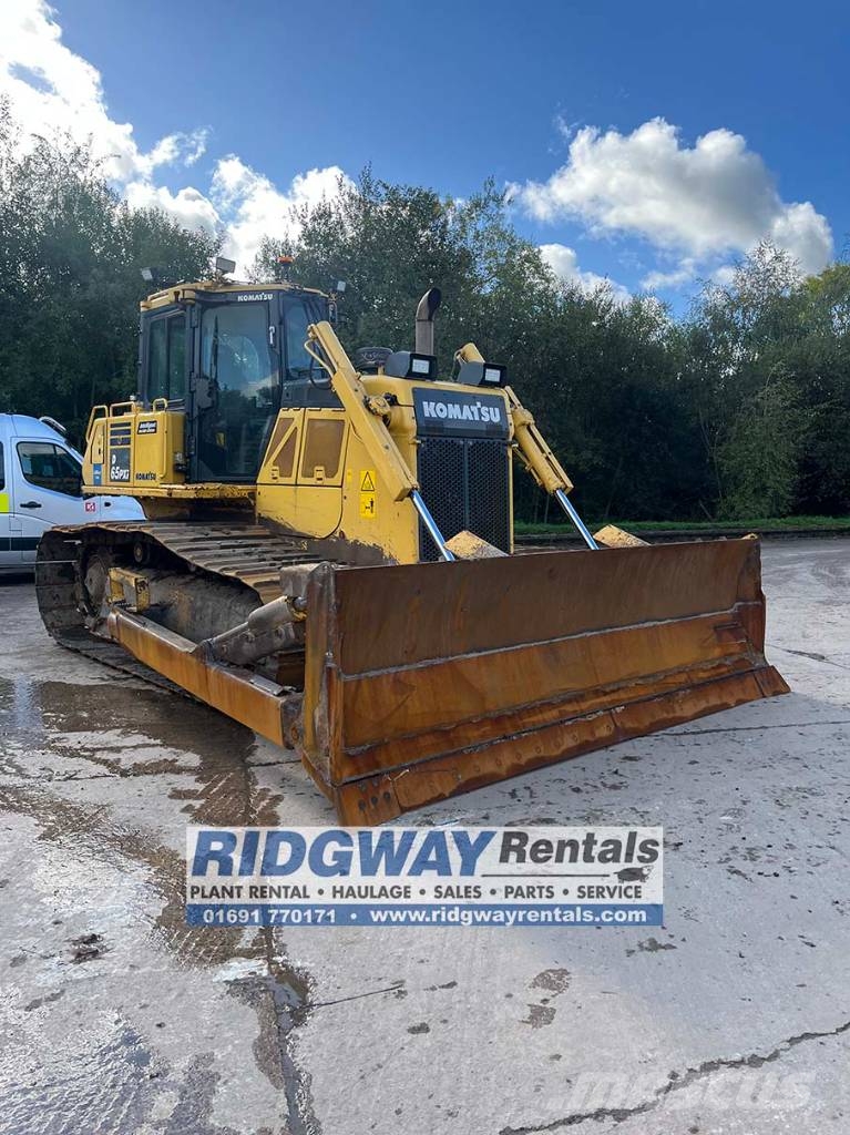 Komatsu D 65 PXi Crawler dozers