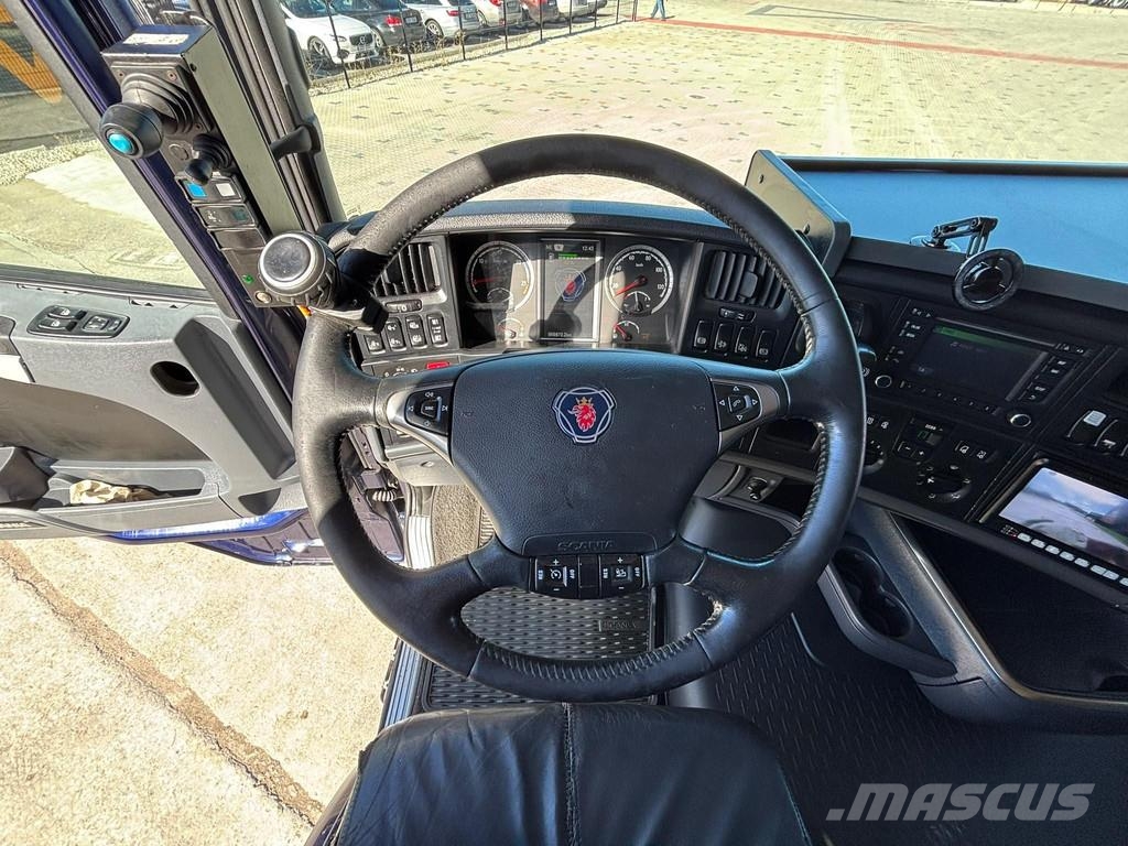 Scania R 450 8x4*4 PK 27002 / PALFINGER 20 ton / L=5200 m Smagās mašīnas ar celtni