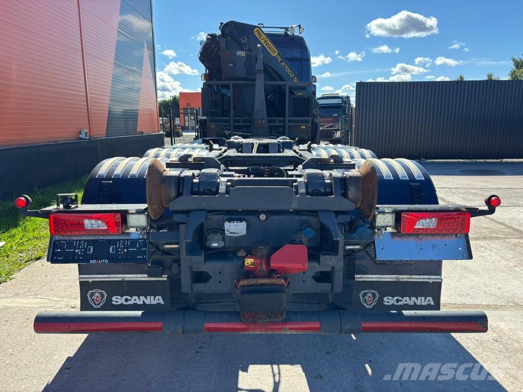 Scania R 450 8x4*4 PK 27002 / PALFINGER 20 ton / L=5200 m Smagās mašīnas ar celtni