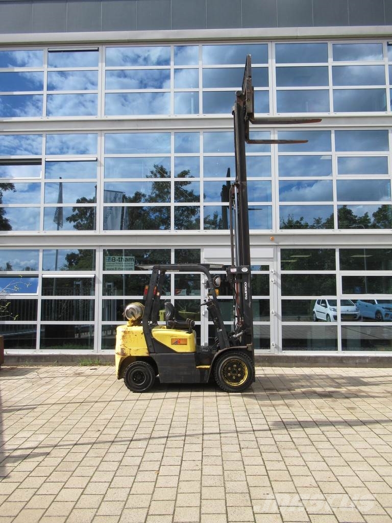 Daewoo G30P-3 Heftruck LPG LPG forklifts