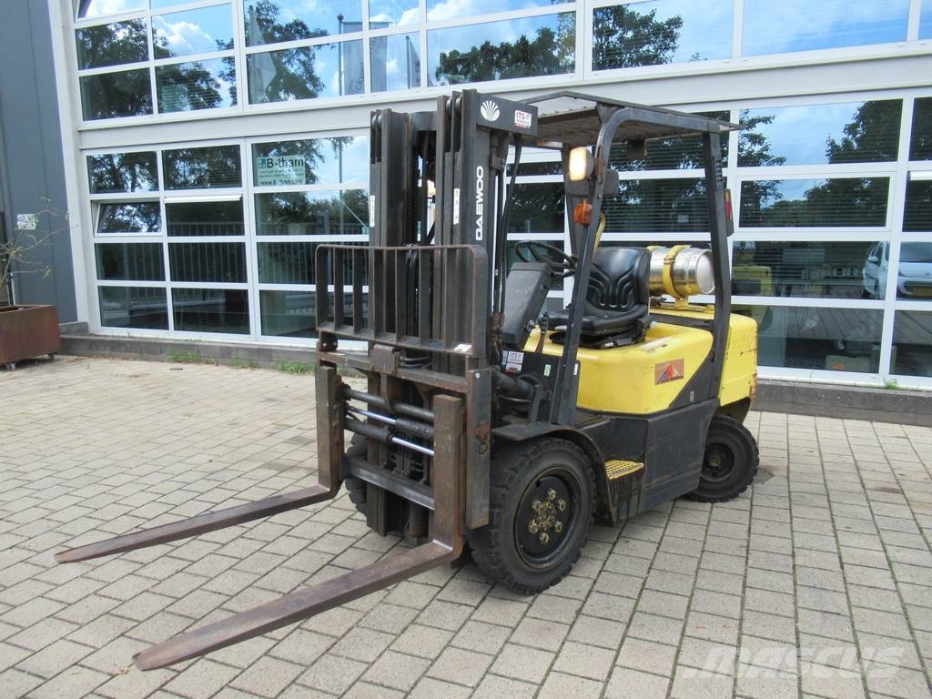 Daewoo G30P-3 Heftruck LPG LPG forklifts