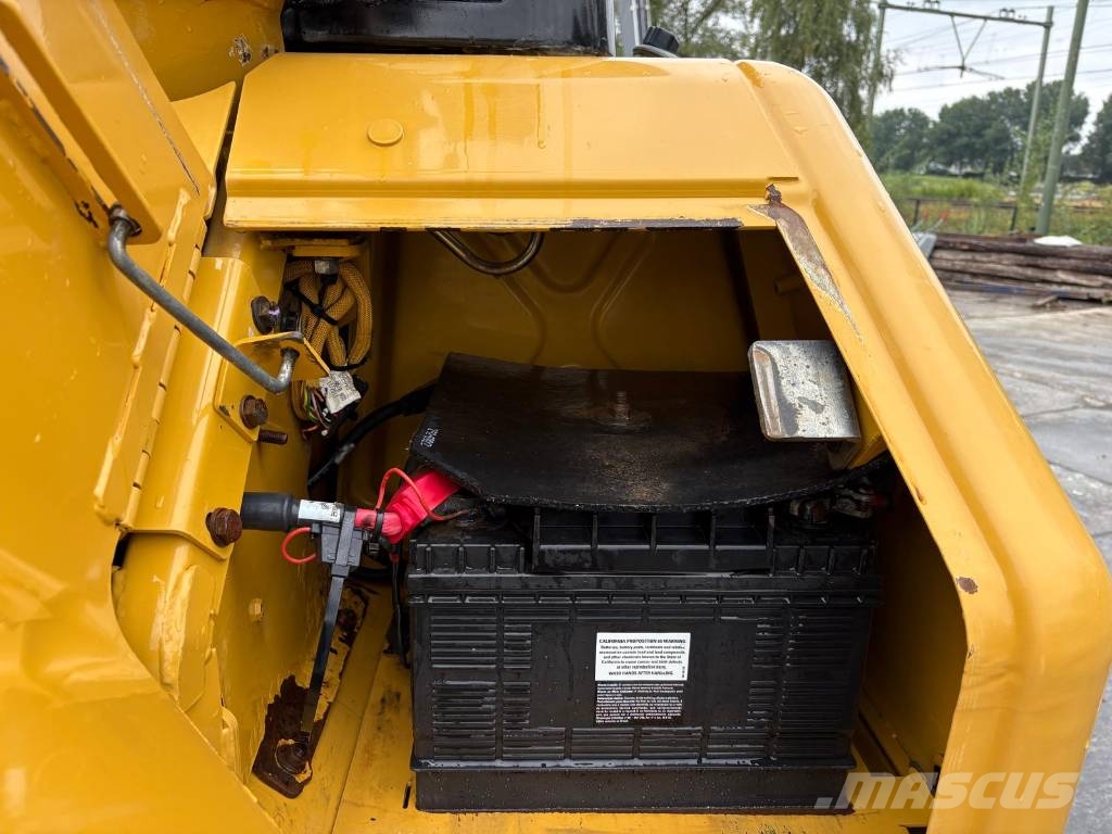 CAT D 6 N XL GERMAN MACHINE Buldožerji goseničarji
