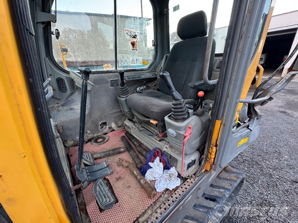 Volvo EC 55 B Pro Mini bagri <7t