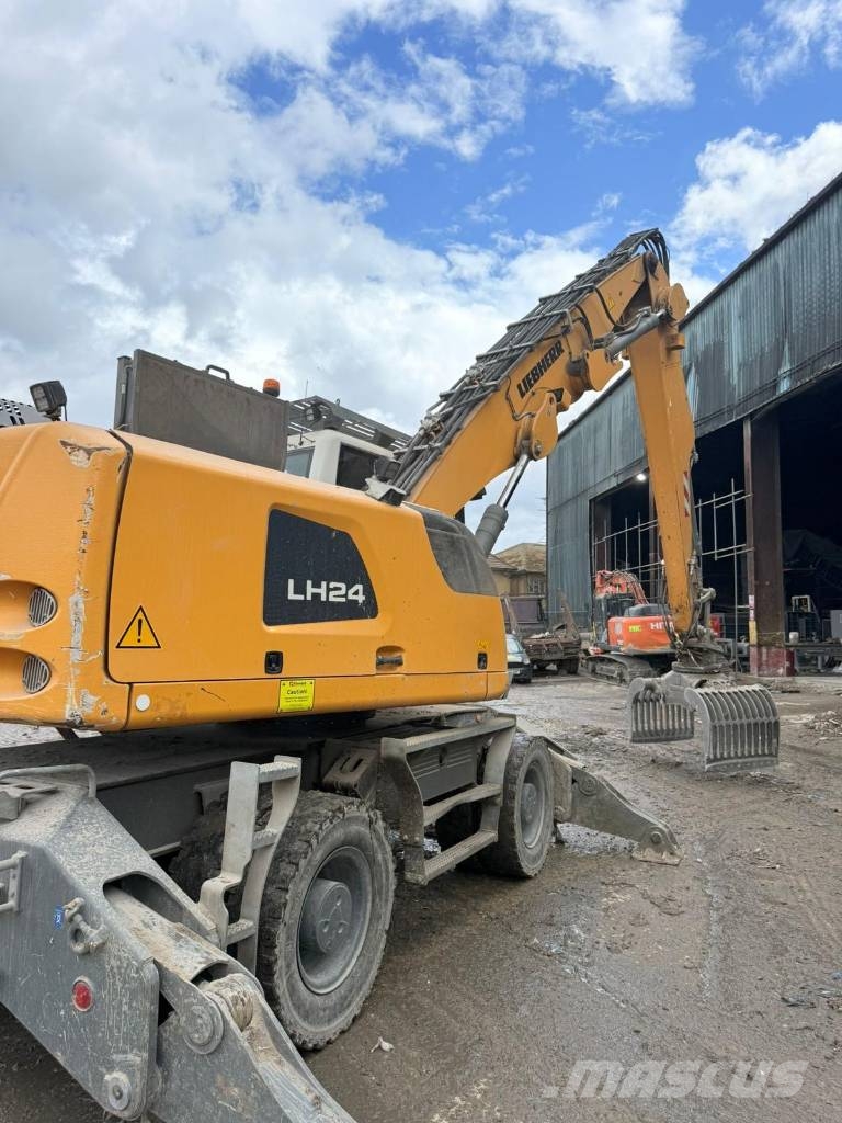 Liebherr LH 24 Escavatori gommati