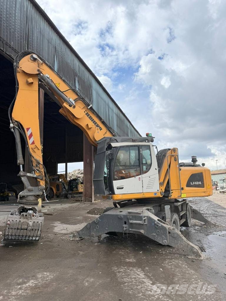 Liebherr LH 24 Escavatori gommati