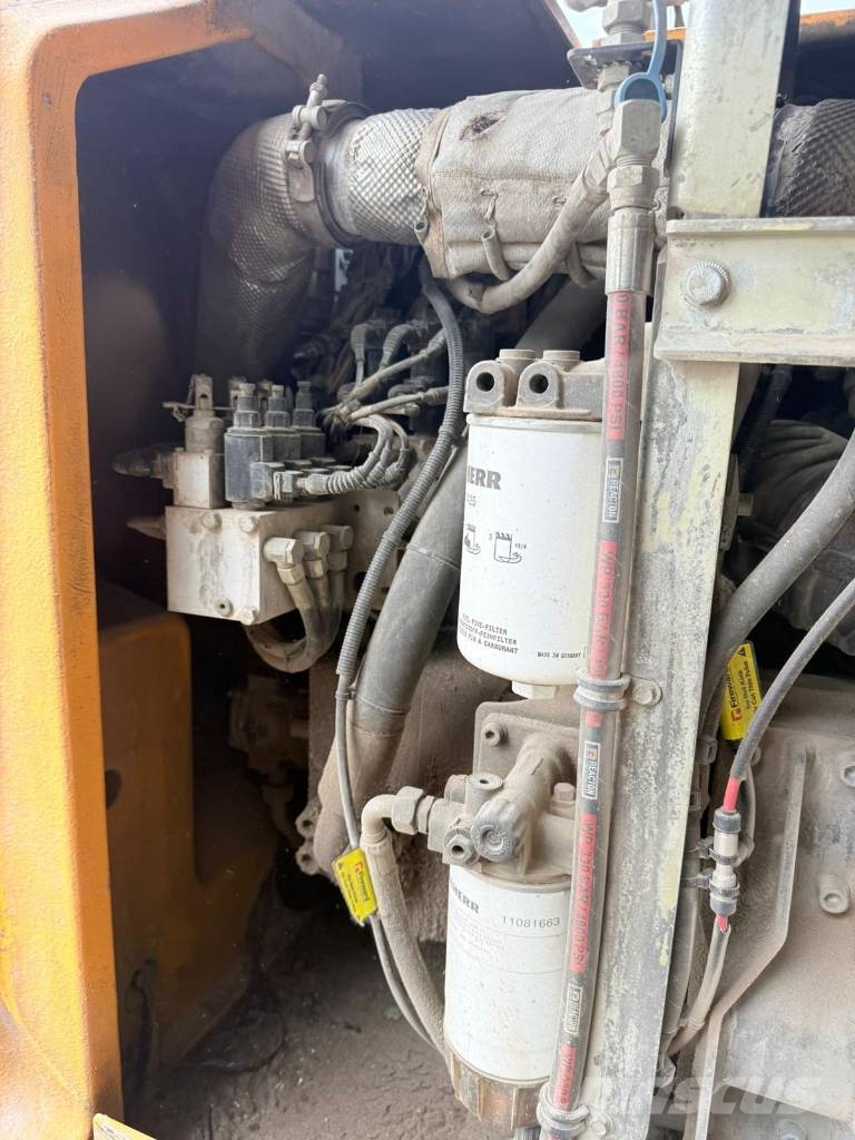 Liebherr LH 24 Escavatori gommati