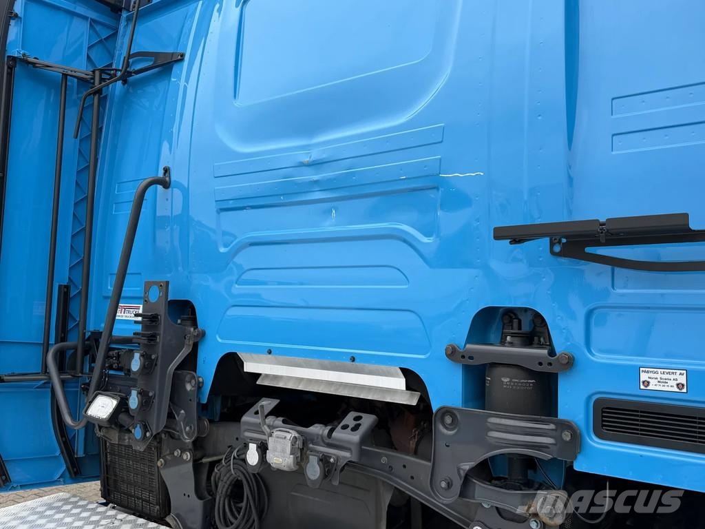 Scania R650 V8 6x2 Boogie Full Air Retarder 2 Tank Euro 6 中古トラクターヘッド | トレーラーヘッド