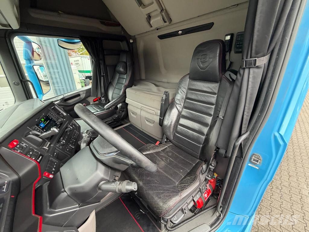 Scania R650 V8 6x2 Boogie Full Air Retarder 2 Tank Euro 6 中古トラクターヘッド | トレーラーヘッド