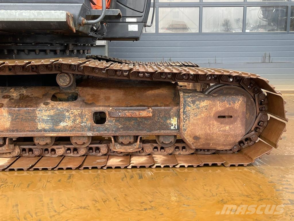 Hitachi ZX250LC-6 Crawler excavators