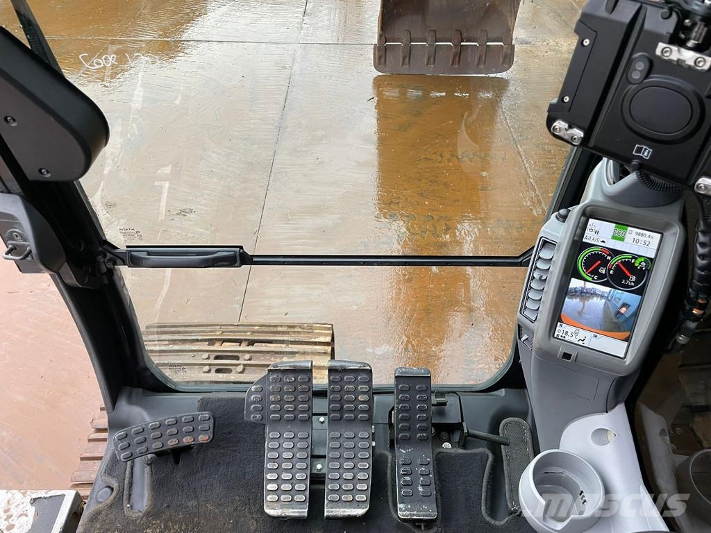 Hitachi ZX250LC-6 Crawler excavators