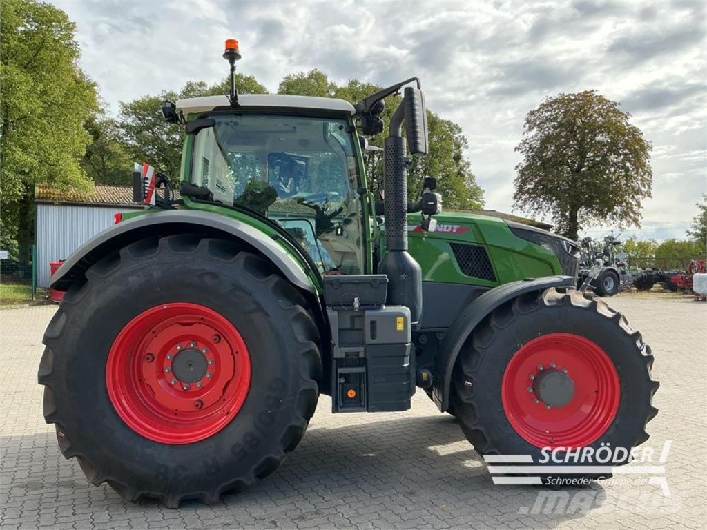 Fendt 728 GEN7 PROFI PLUS Traktorit