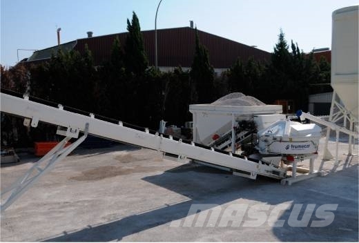 Frumecar Fastmix - compacte mobiele betoncentrale 14-34m³/h Concrete Batching Plants