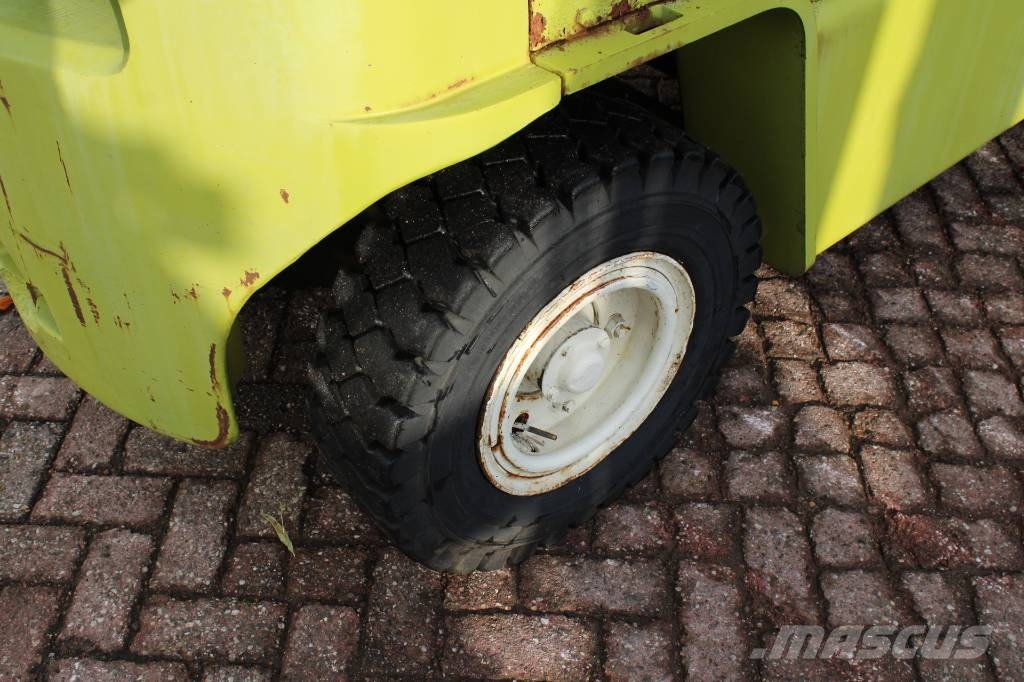Clark C500 Y 80 PD Dīzeļa autoiekrāvēji
