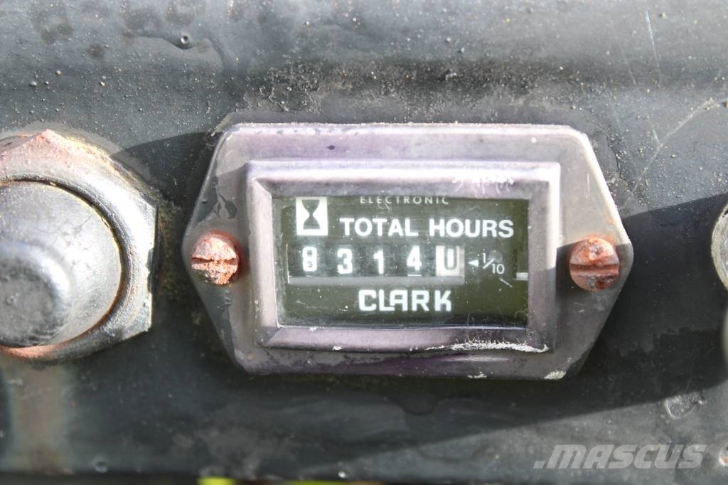 Clark C500 Y 80 PD Dīzeļa autoiekrāvēji