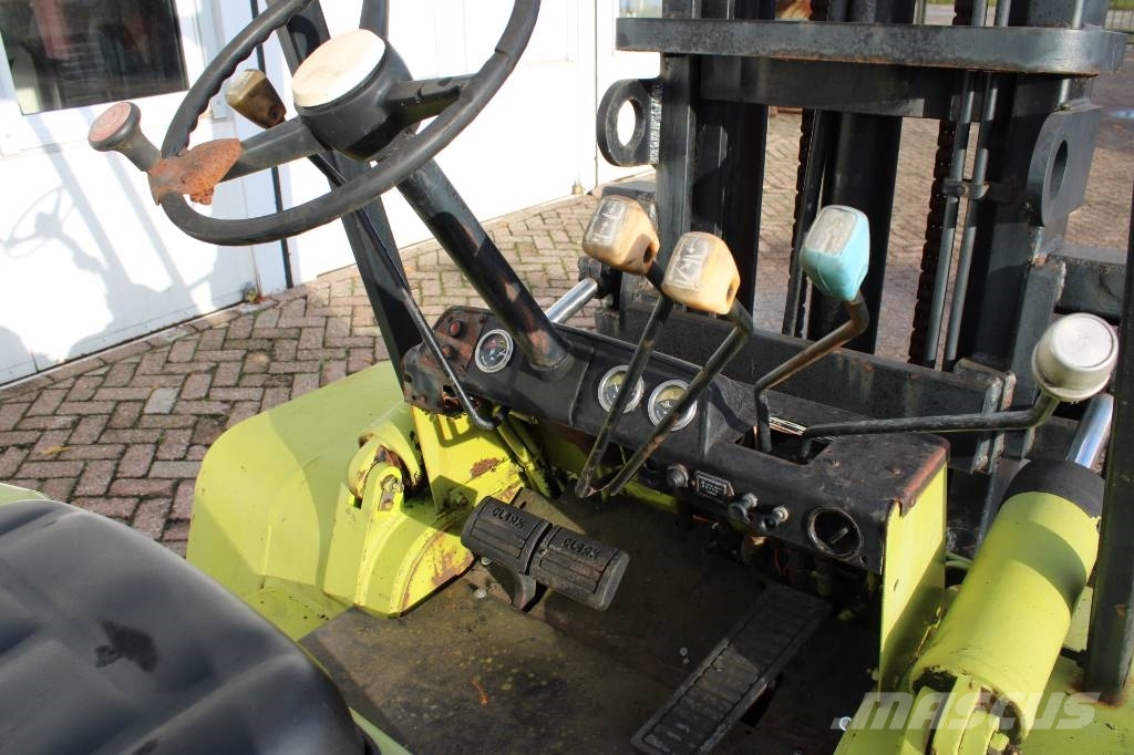 Clark C500 Y 80 PD Dīzeļa autoiekrāvēji