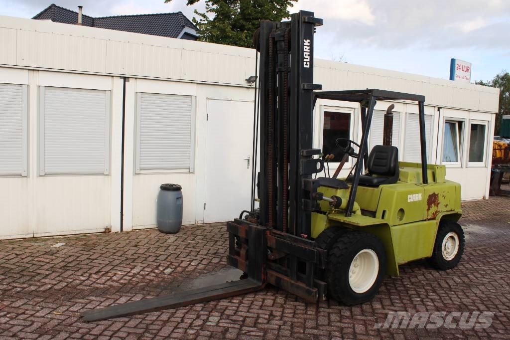 Clark C500 Y 80 PD Dīzeļa autoiekrāvēji