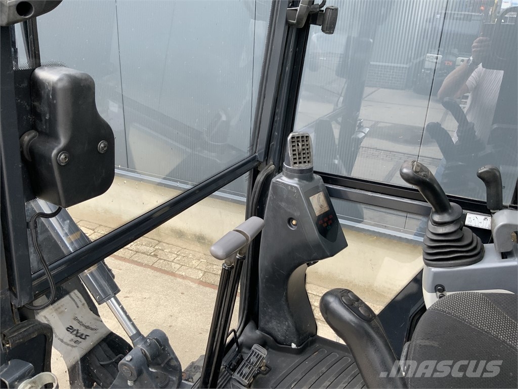 Hitachi ZX 19-6 حفارات صغيرة أقل من 7 طن (حفارات صغيرة)