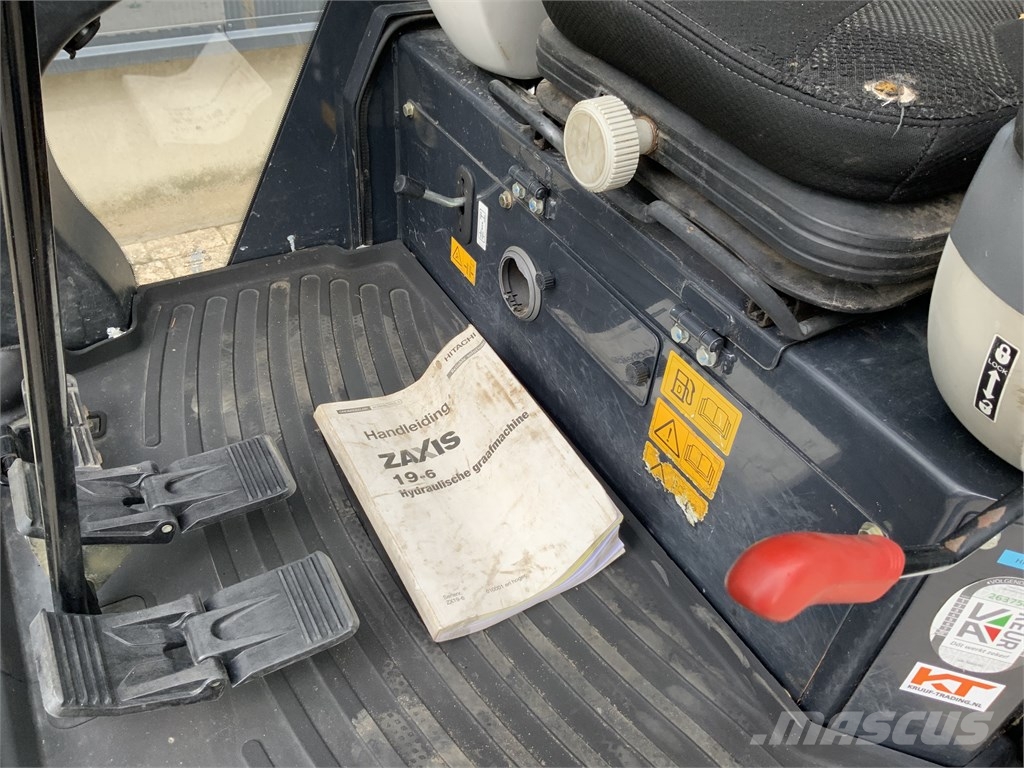 Hitachi ZX 19-6 حفارات صغيرة أقل من 7 طن (حفارات صغيرة)