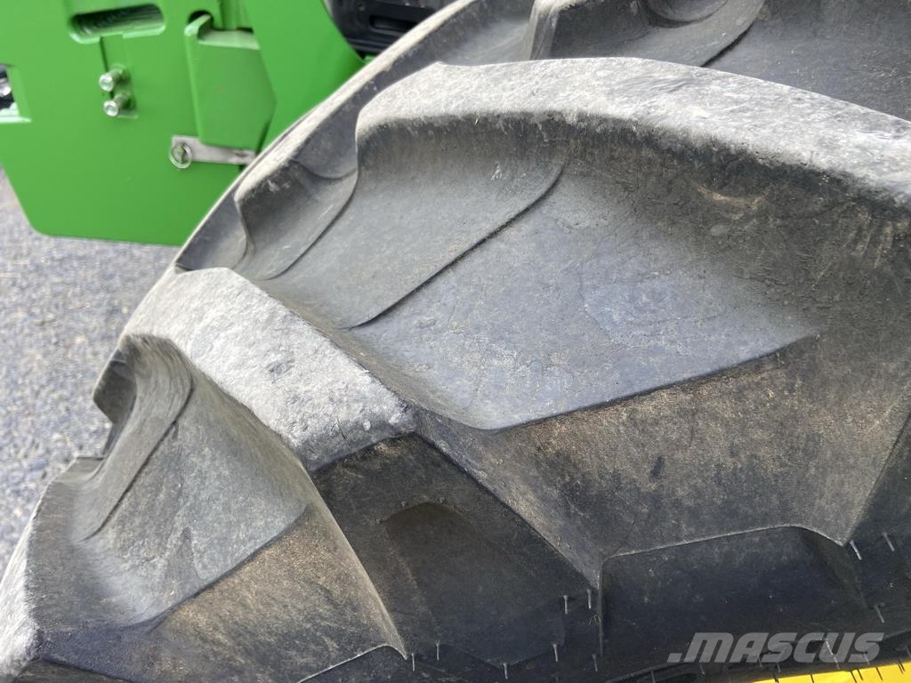 John Deere 6120 M COMMAND QUAD Трактори