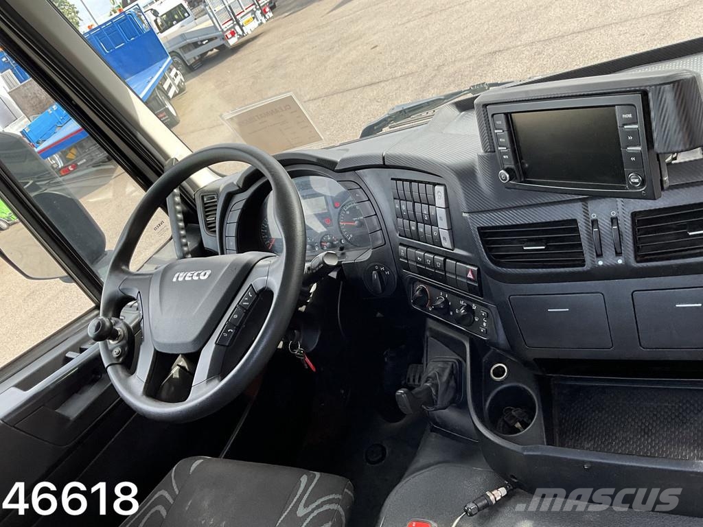 Iveco Trakker AD260T45 6x4 21 Ton haakarmsysteem Just 48 Vrachtwagen met containersysteem