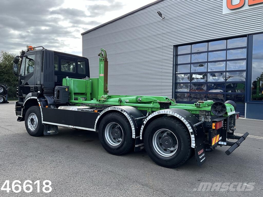 Iveco Trakker AD260T45 6x4 21 Ton haakarmsysteem Just 48 Vrachtwagen met containersysteem