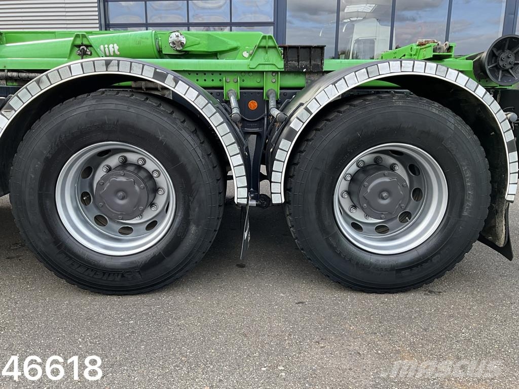 Iveco Trakker AD260T45 6x4 21 Ton haakarmsysteem Just 48 Vrachtwagen met containersysteem