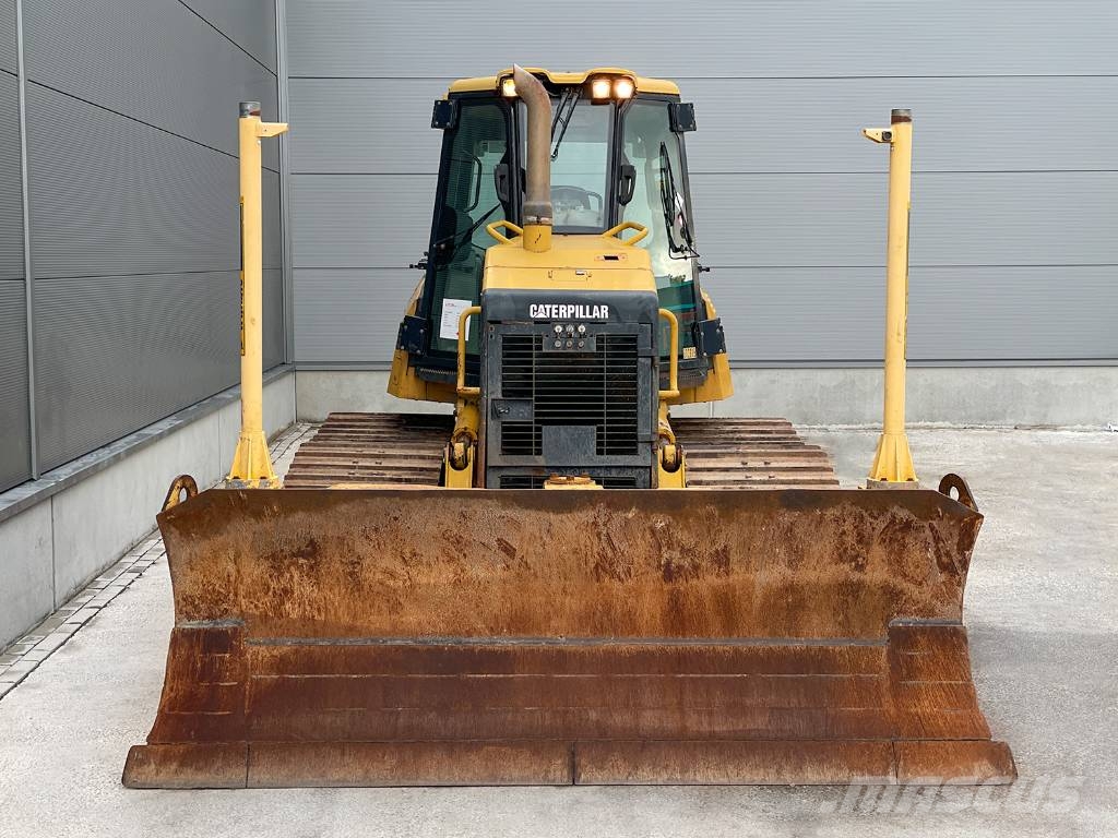 CAT D6K Kāpurķēžu buldozeri